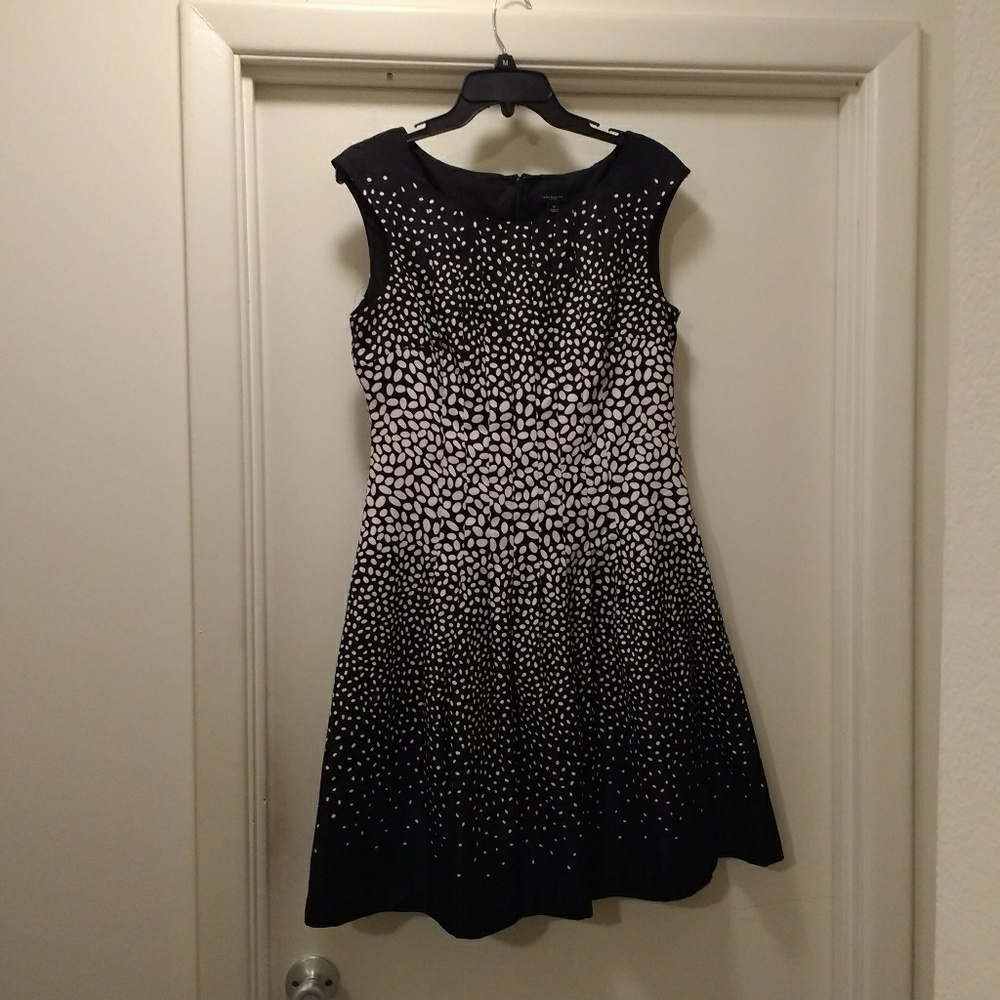 Classic Ann Taylor Speckled Dress!